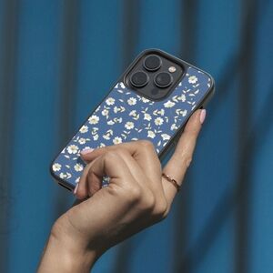 Floral Phone Case – iPhone 16, 15 Pro, 14, Galaxy S25 S24FE, Pixel 8 Pro, 9 Pro